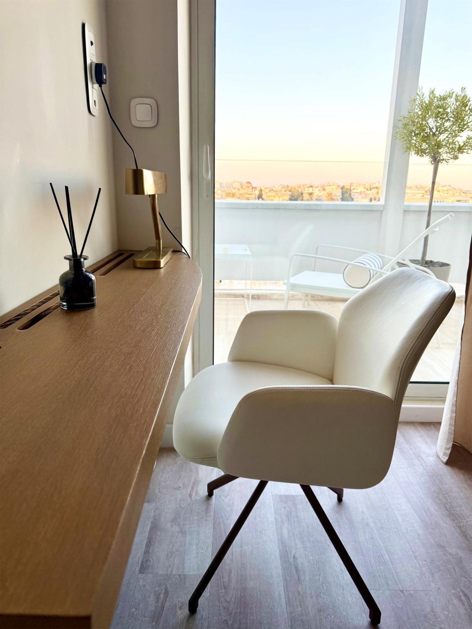 One 360 Skyline Athens Penthouses Rum bild